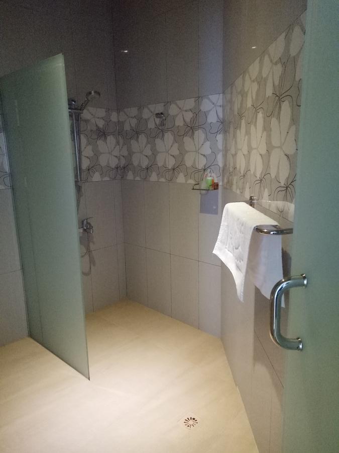 Seventeen Hotel Banda Aceh Ngoại thất bức ảnh